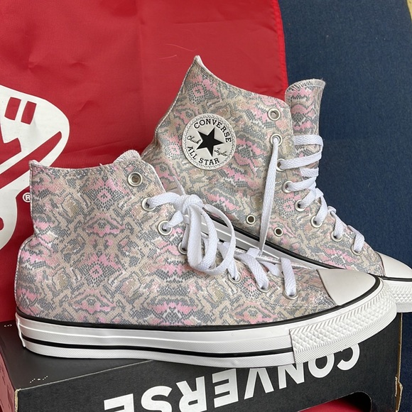 Converse 571162F
CTAS HI
PALE PUTTY/LIMESTONE GREY
WMNS sneakers - athletic shoe - Picture 6 of 16